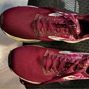 Brooks Red and White Athletic Shoes for Performance